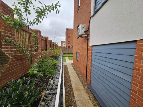 15f8501f-f3aa-4330-bcd7-70c65e58cfea