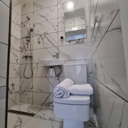 adb49db4-f333-4c47-a627-b7e7a946cdad