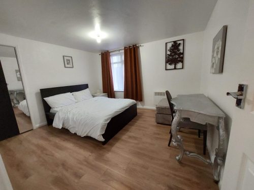 eeb3cf4b-15dc-479b-93a2-fdc95925cbcf